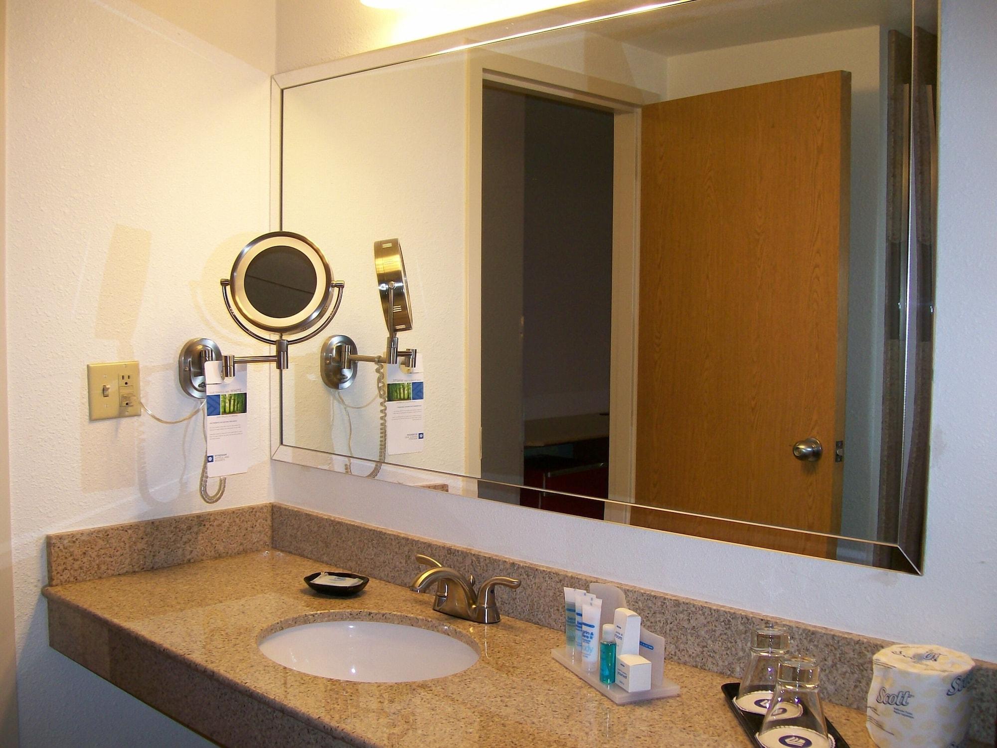 Wyndham Garden Hotel Austin Eksteriør bilde