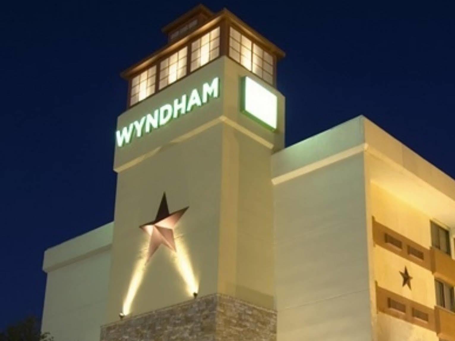 Wyndham Garden Hotel Austin Eksteriør bilde